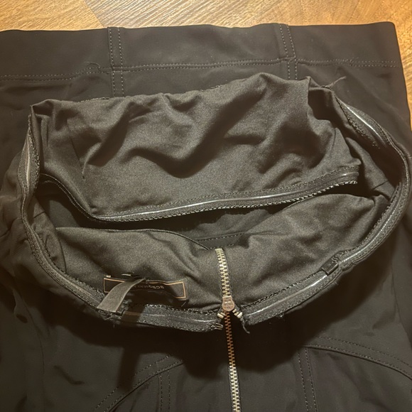 BCBGMAXAZRIA strapless fitted mini dress size US 2 - Picture 3 of 4